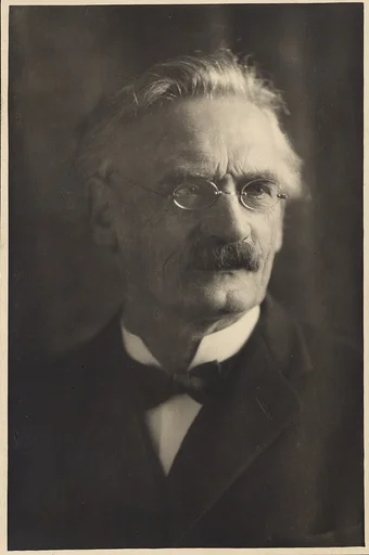 Gustav Gull