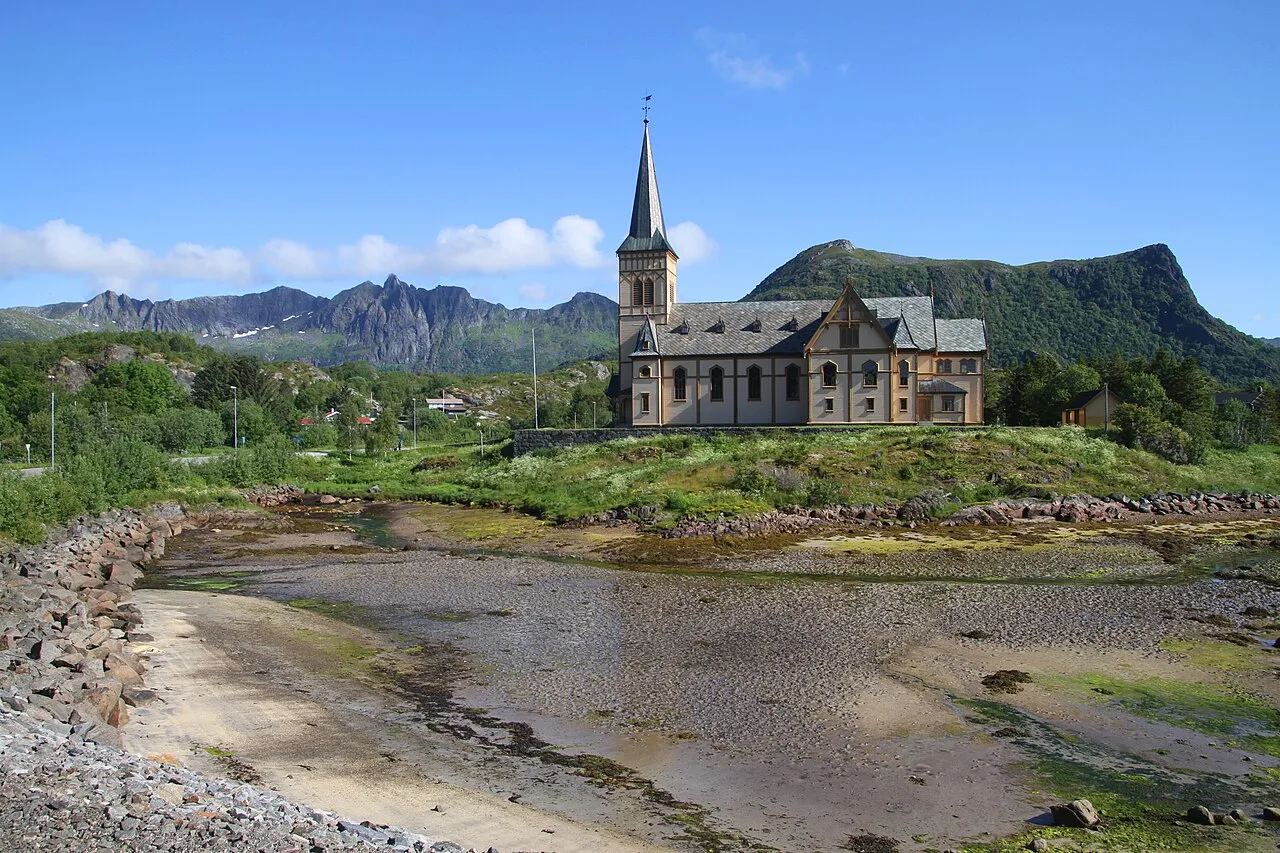 Vågan kirke