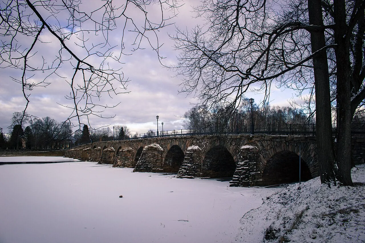 Östra bron