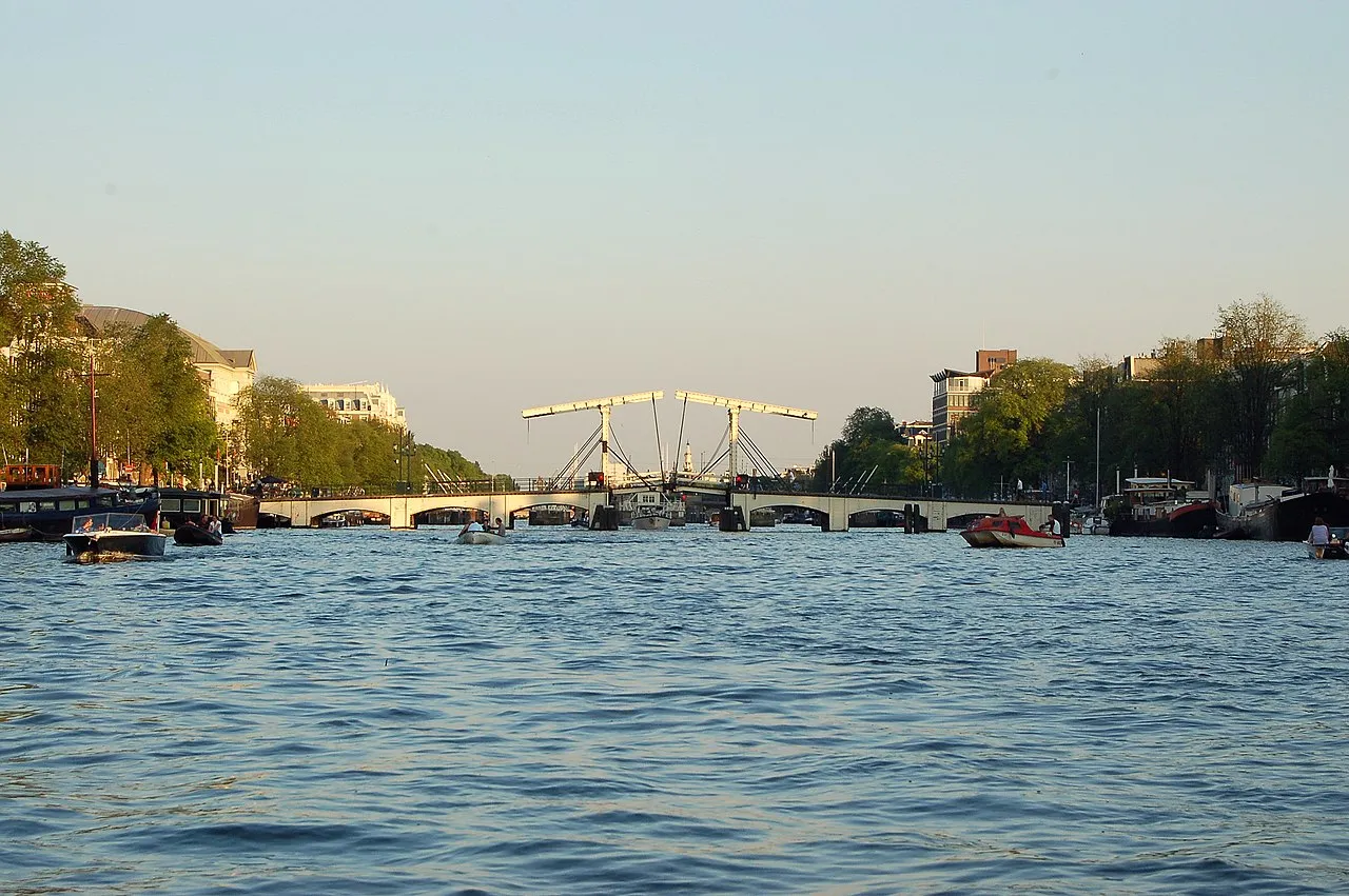 Skinny Bridge