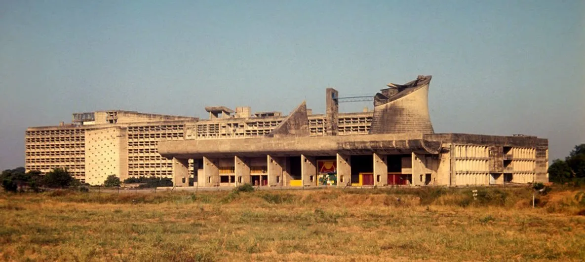 Secretariat Building