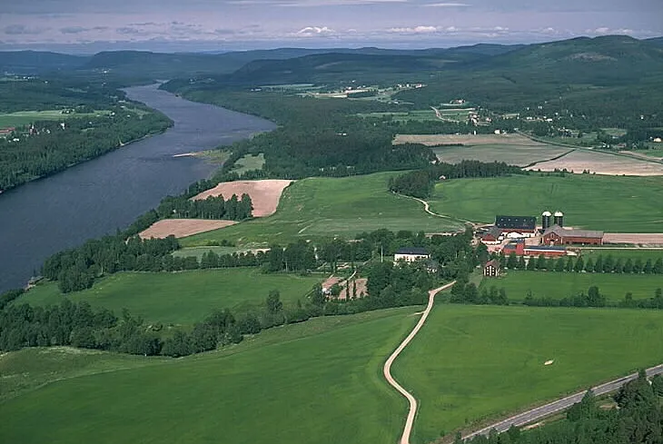 Holms säteri