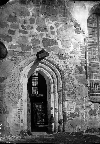 Enångers gamla kyrka