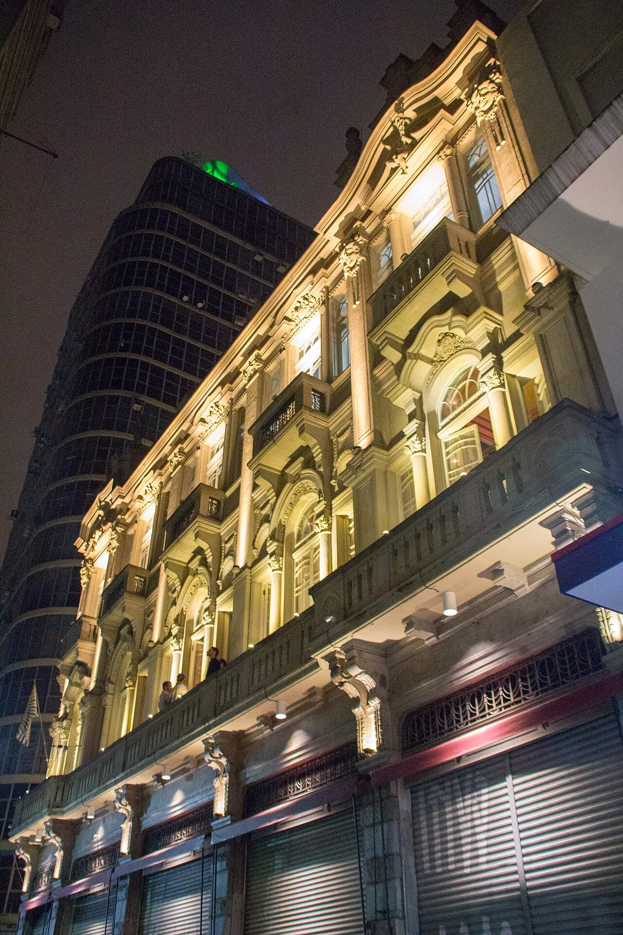 Triângulo Building