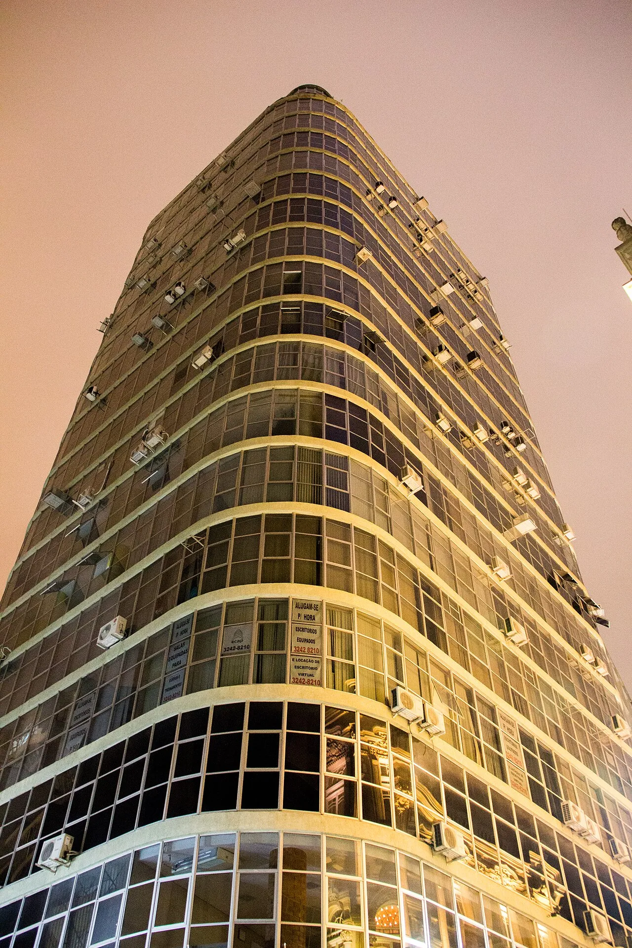 Triângulo Building