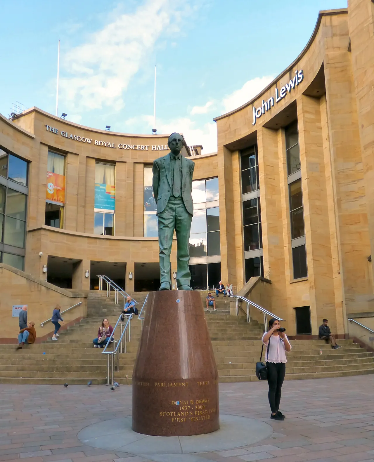 Donald Dewar Statue