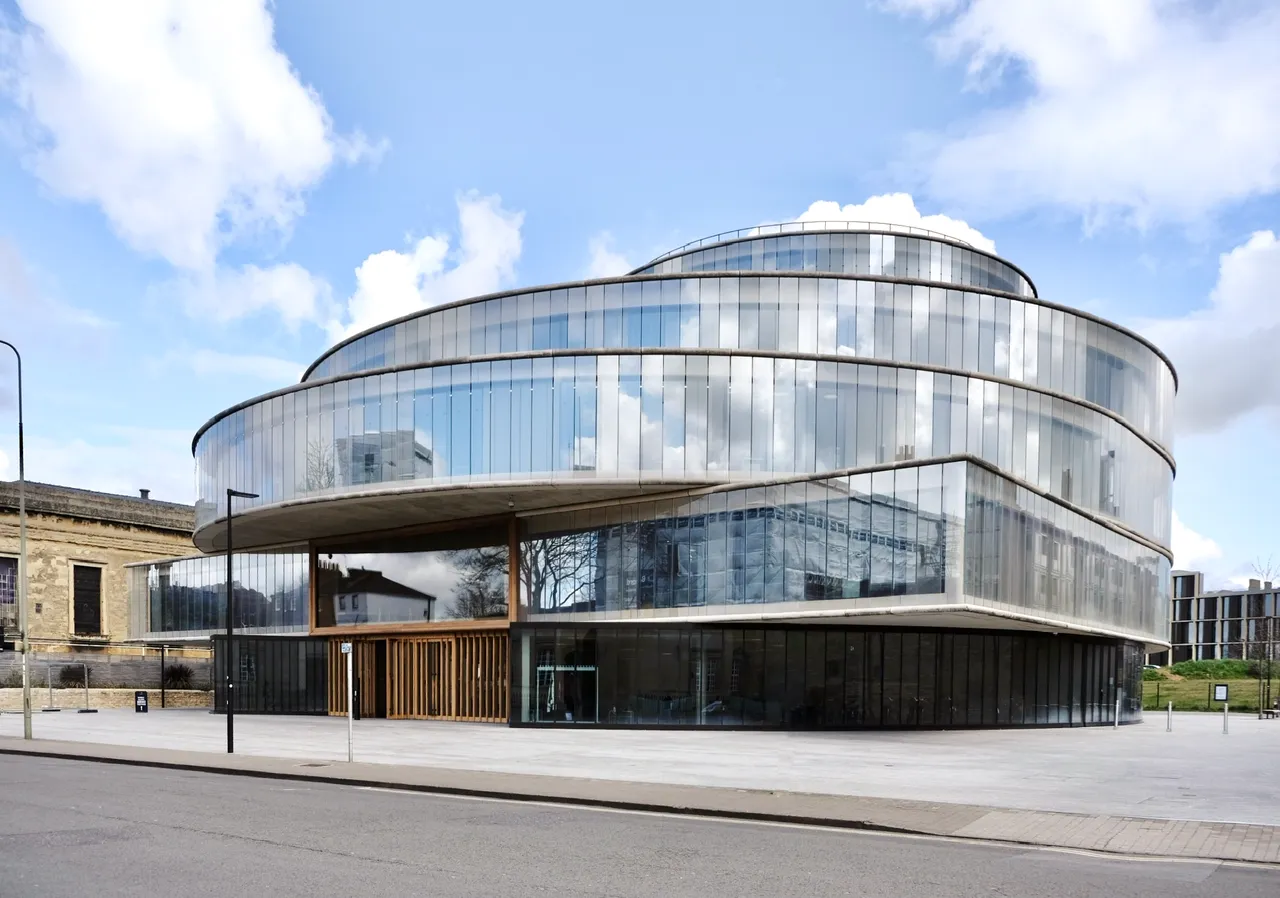 Blavatnik School of Government