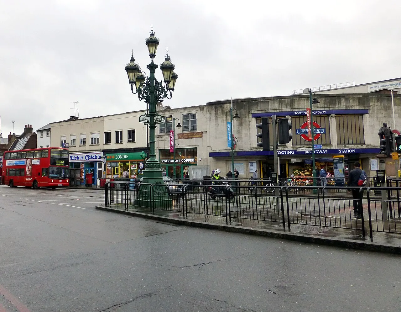 Tooting Broadway tube station