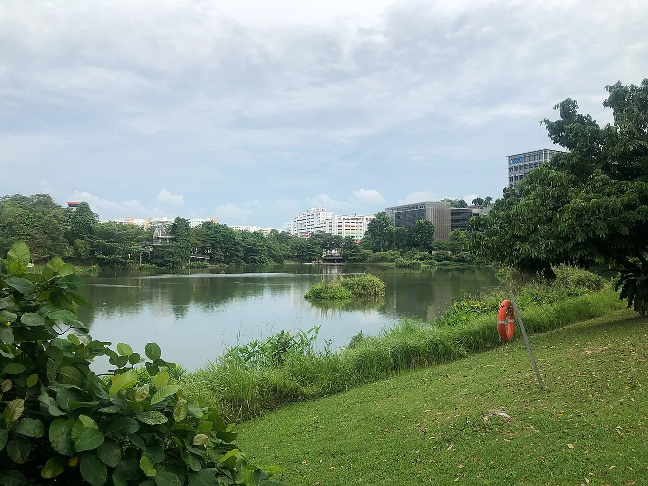 Khoo Teck Puat Hospital