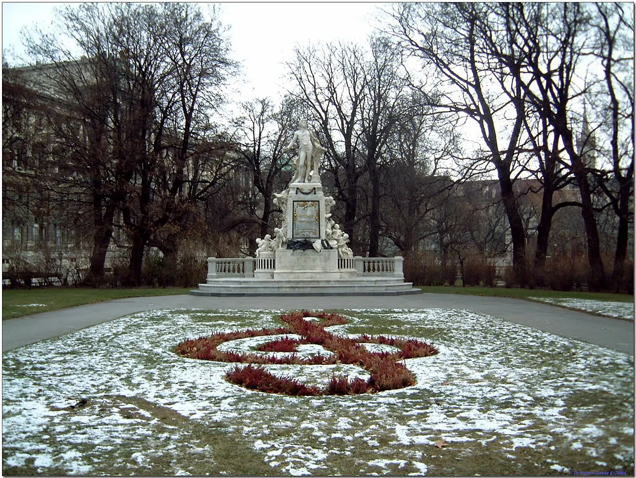 Mozartdenkmal