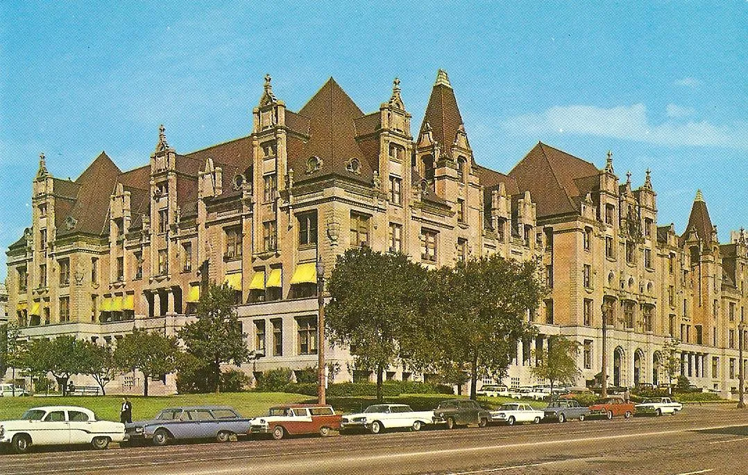 St. Louis City Hall