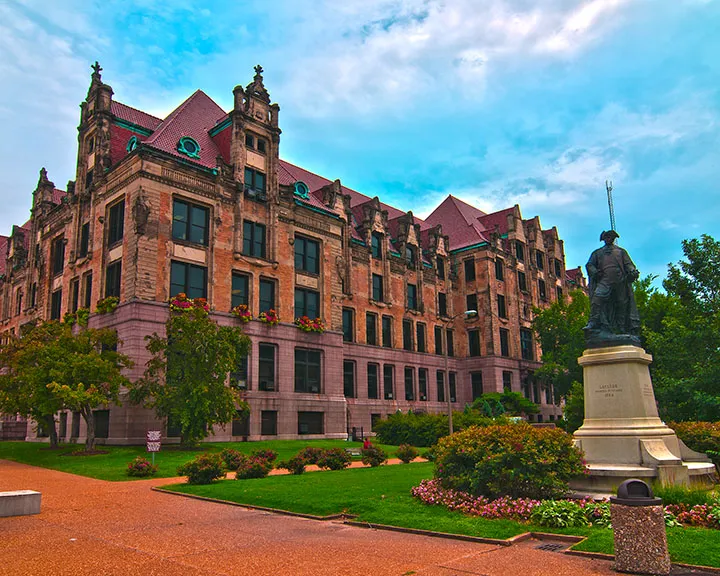 St. Louis City Hall