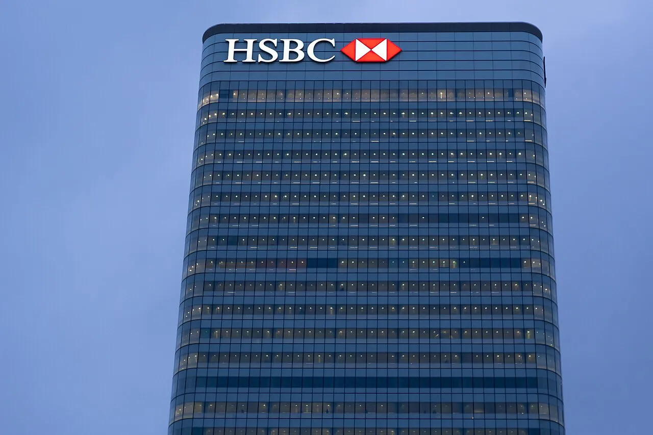 8 Canada Square