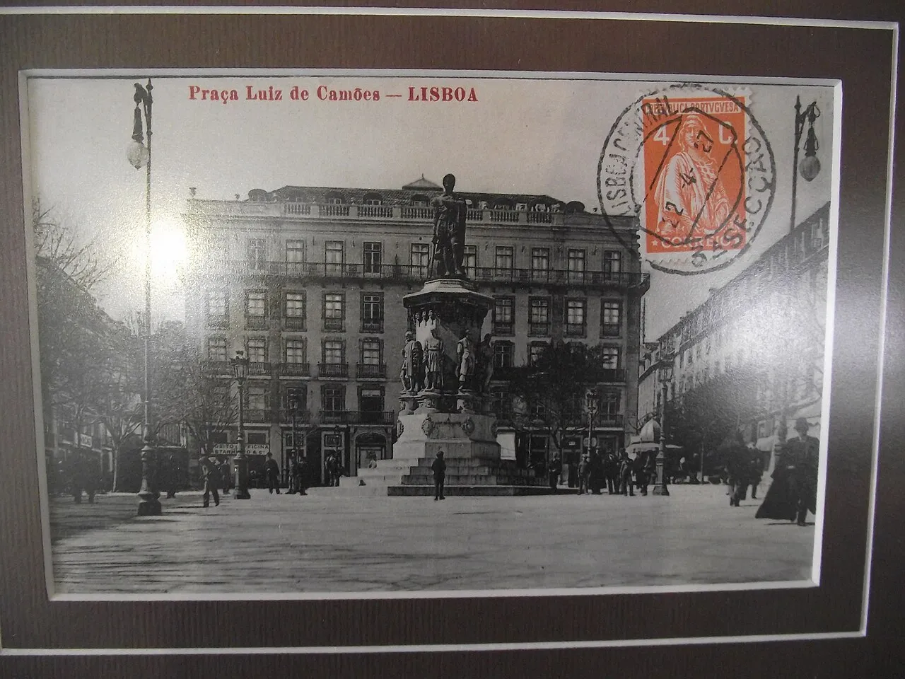 Statue of Luís de Camões