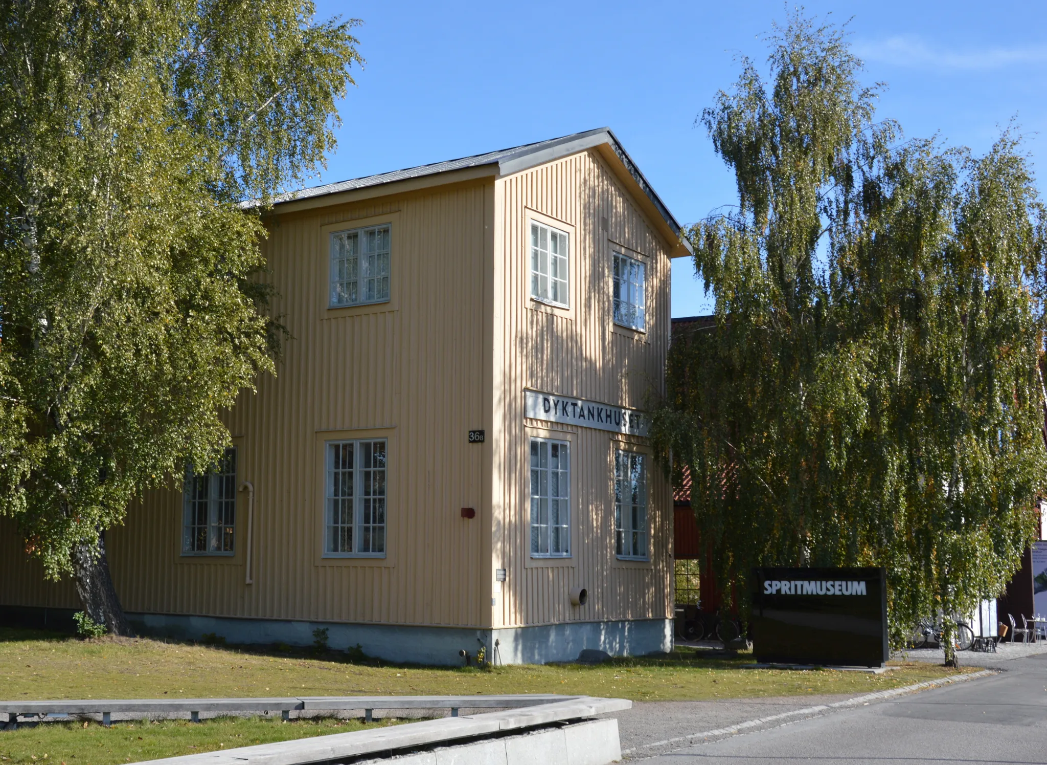 Dyktankhuset