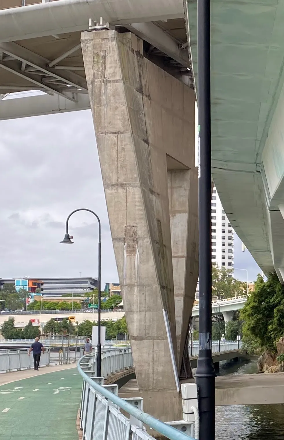 Kurilpa Bridge