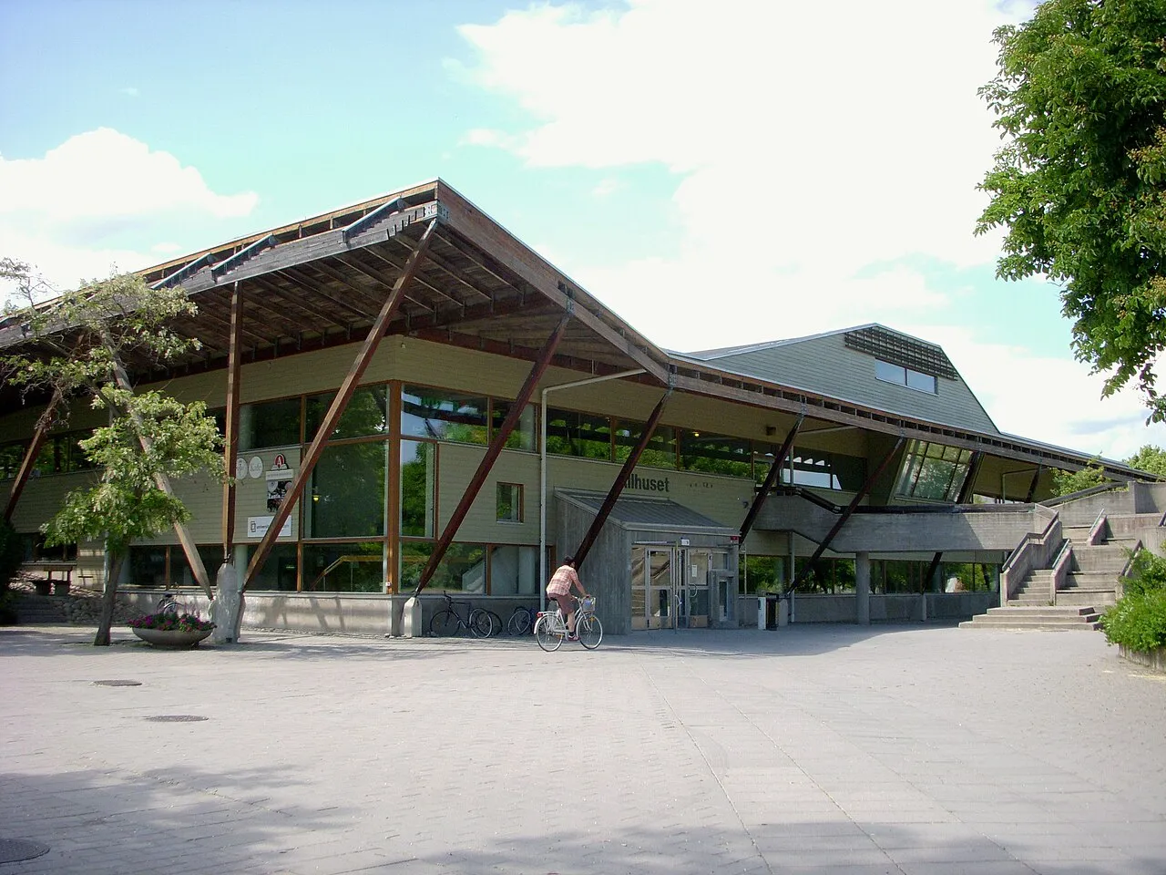 Allhuset