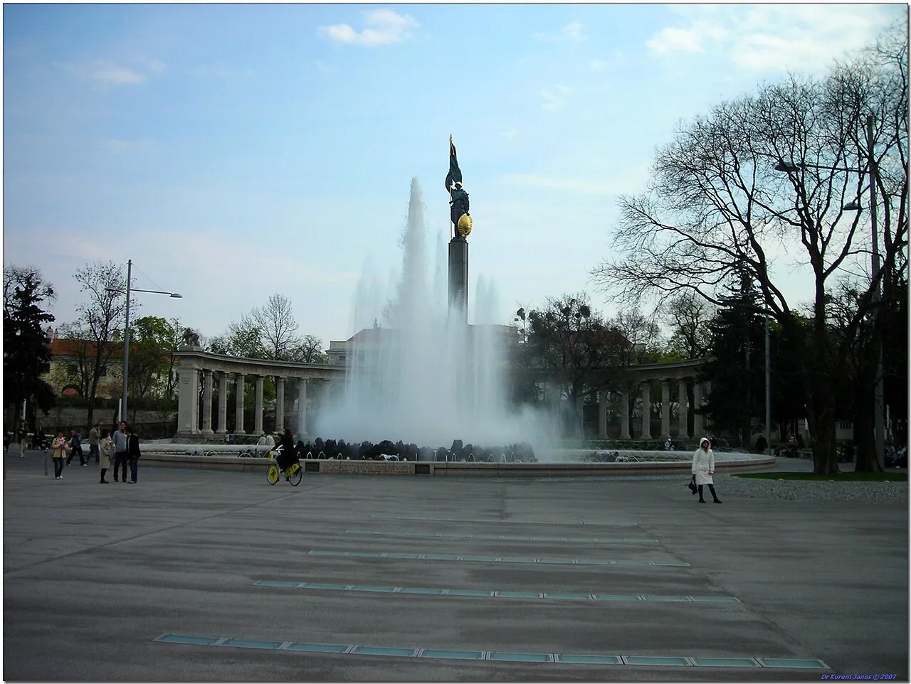Heldendenkmal