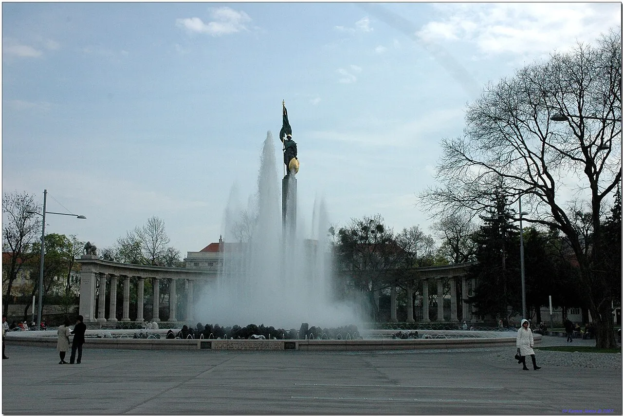 Heldendenkmal
