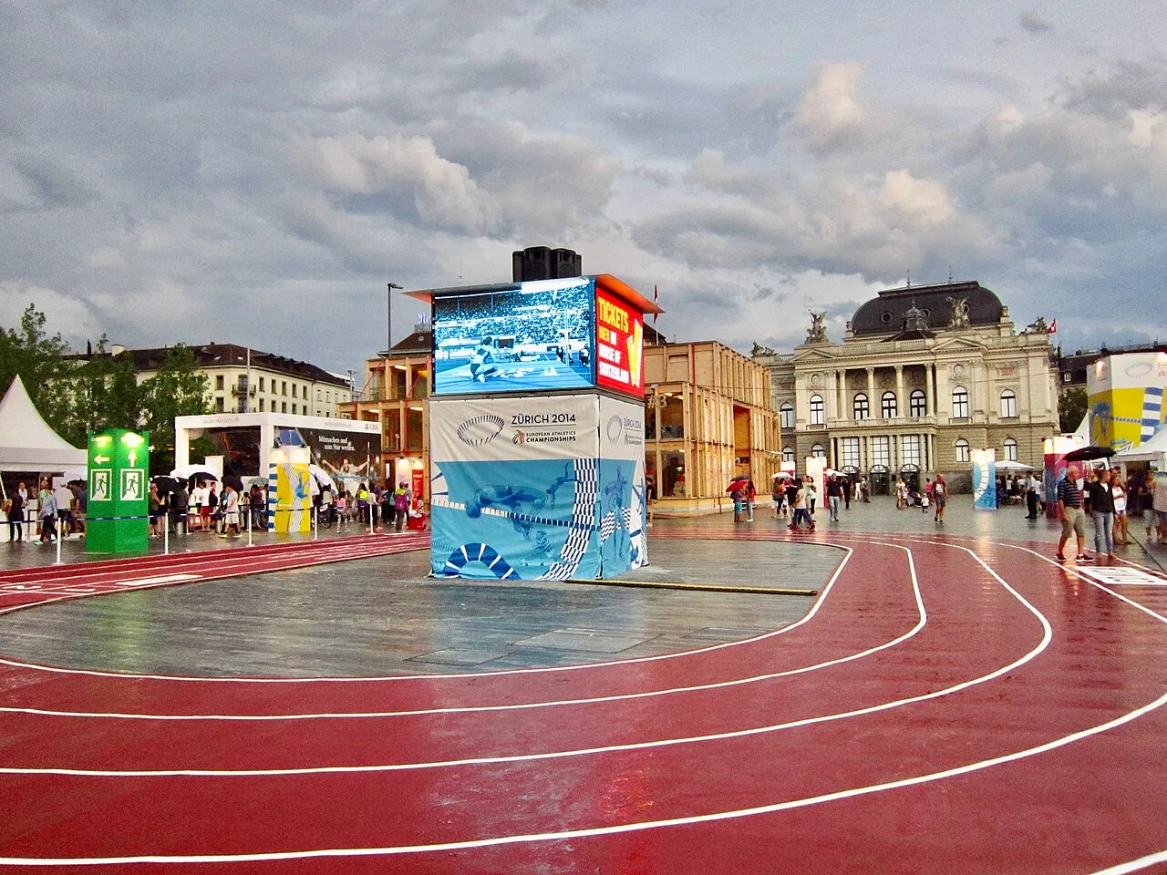 Sechseläutenplatz