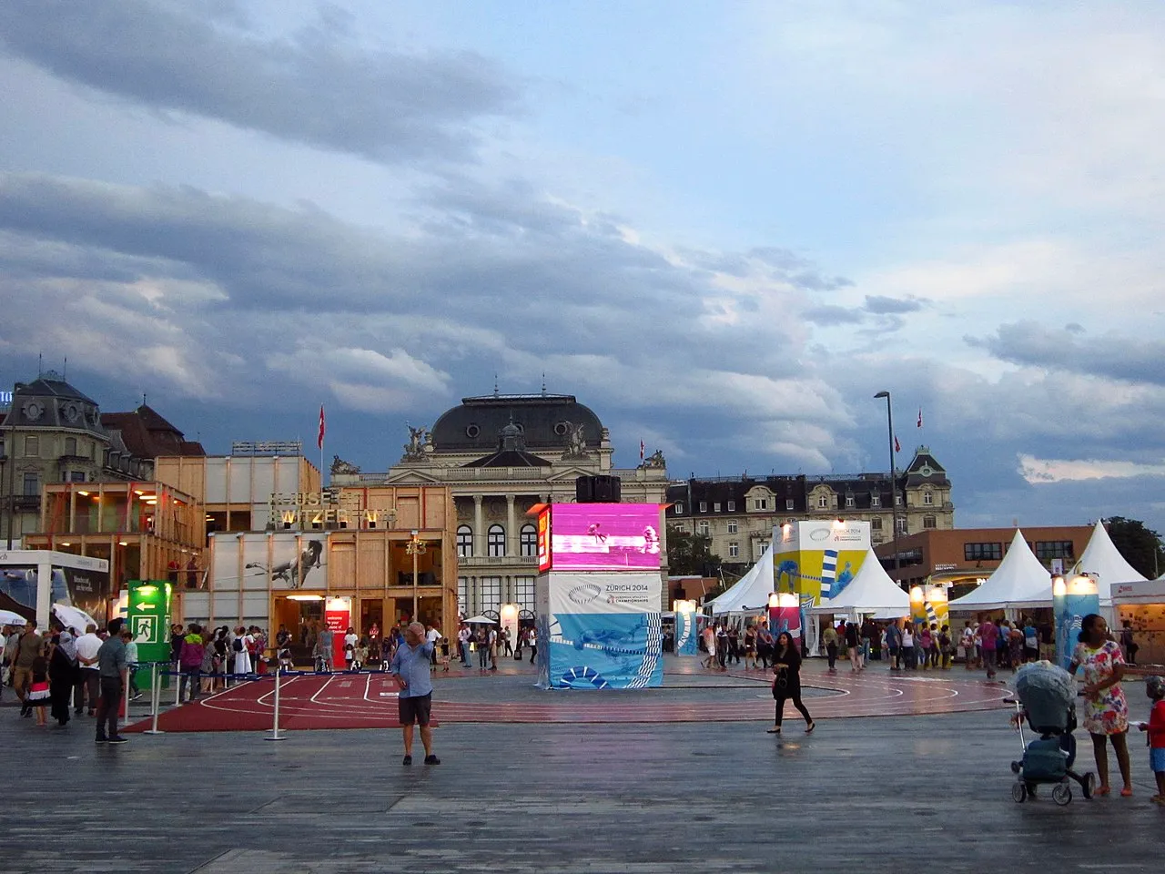 Sechseläutenplatz