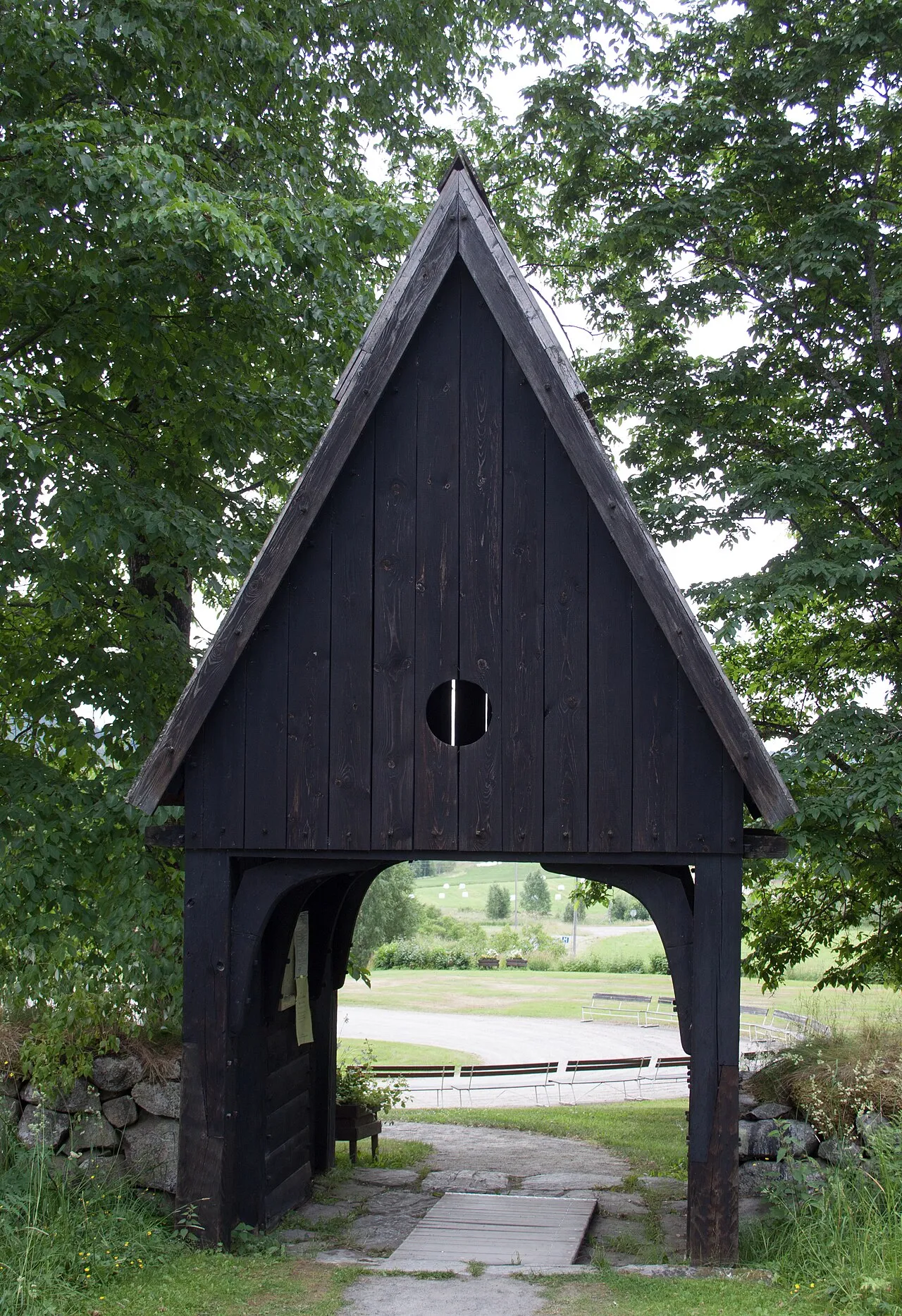 Ytterlännäs gamla kyrka