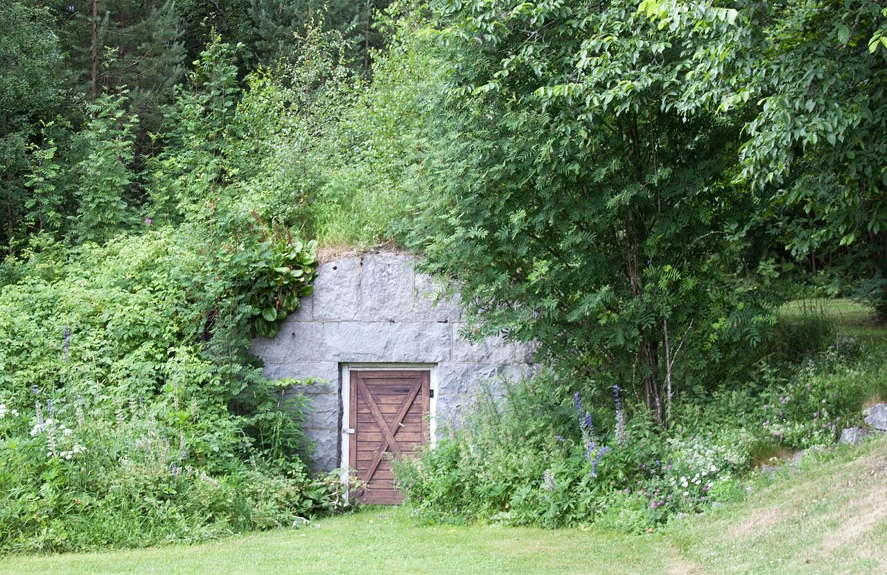 Ytterlännäs gamla kyrka