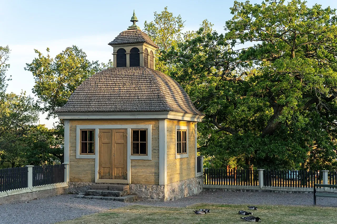 Östra paviljongen, Skogaholms herrgård, Skansen