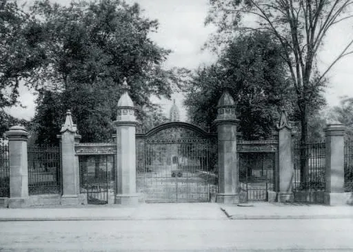 Trinity Bellwoods Park