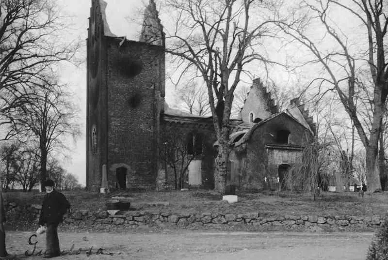 Gumlösa kyrka