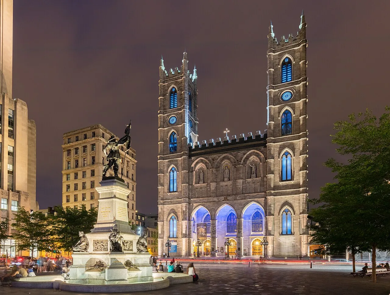Maisonneuve Monument