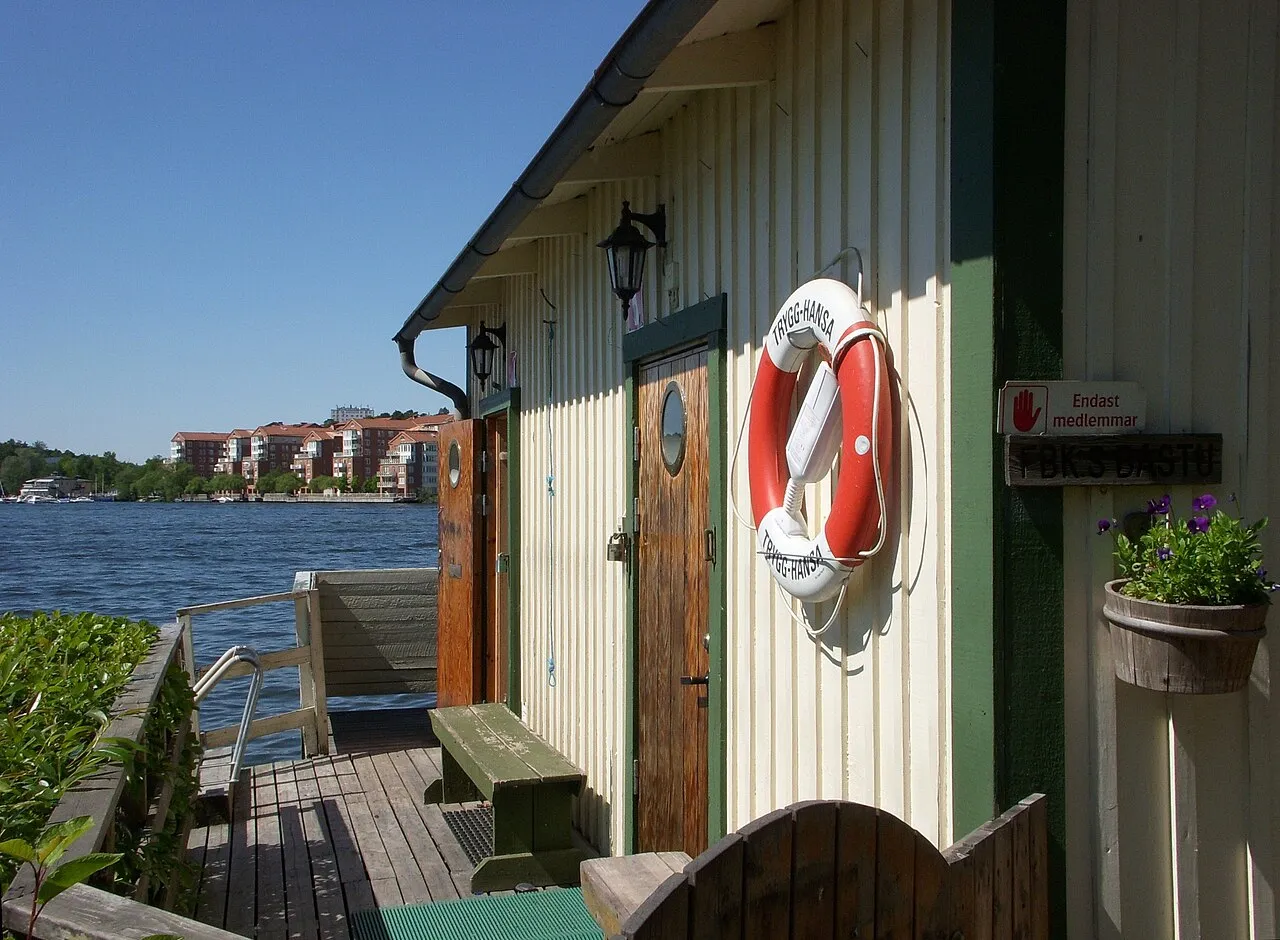 Fredhällsbadet