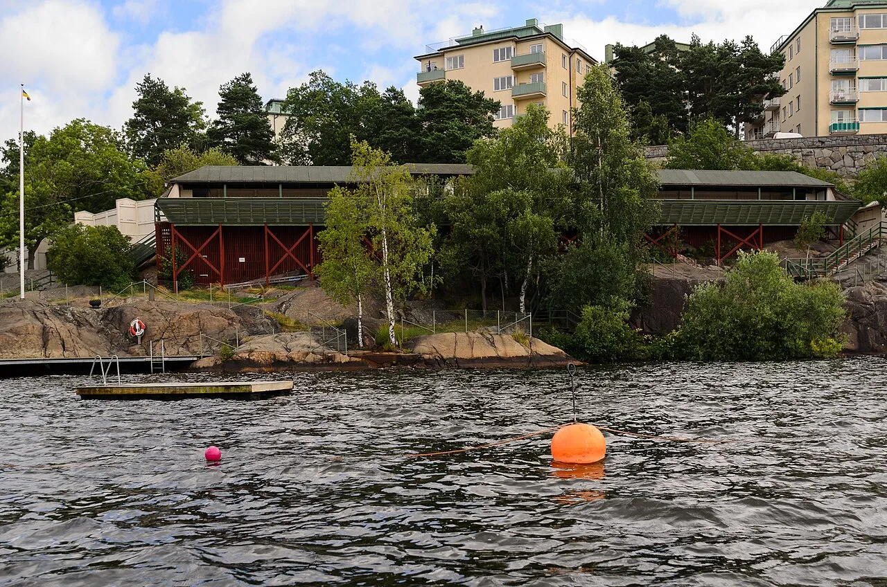 Fredhällsbadet