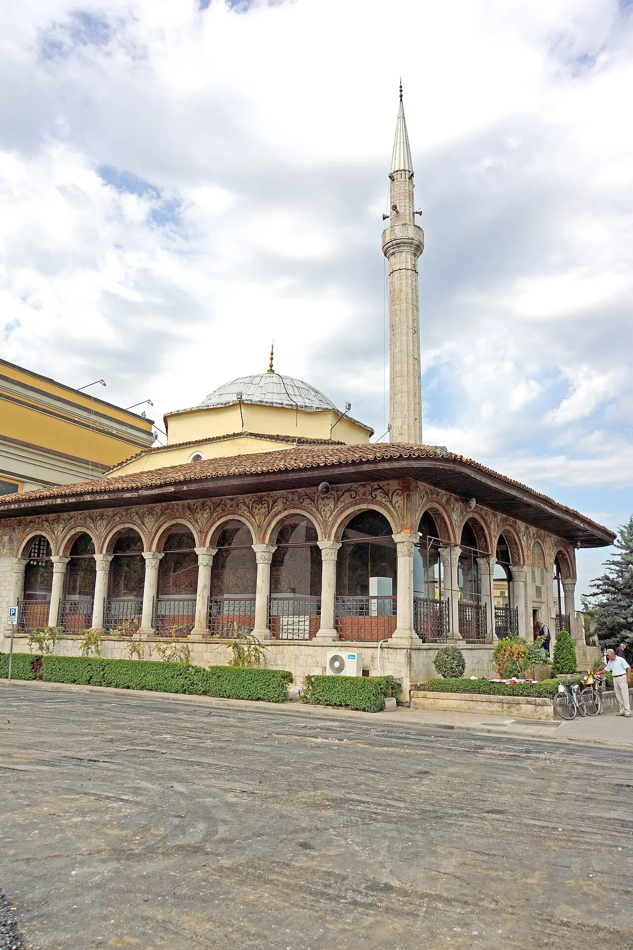 Et'hem Bej Mosque