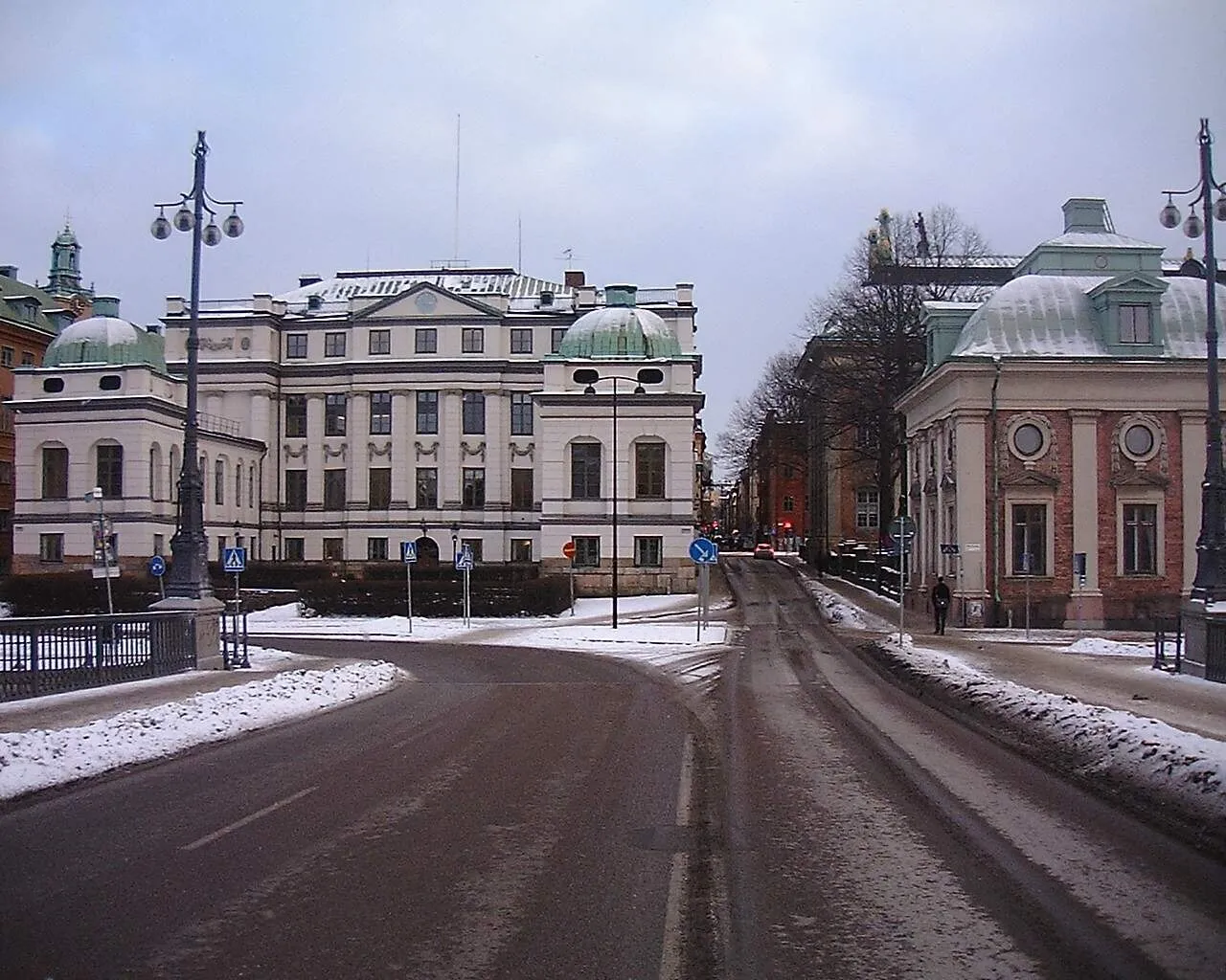 Bonde Palace
