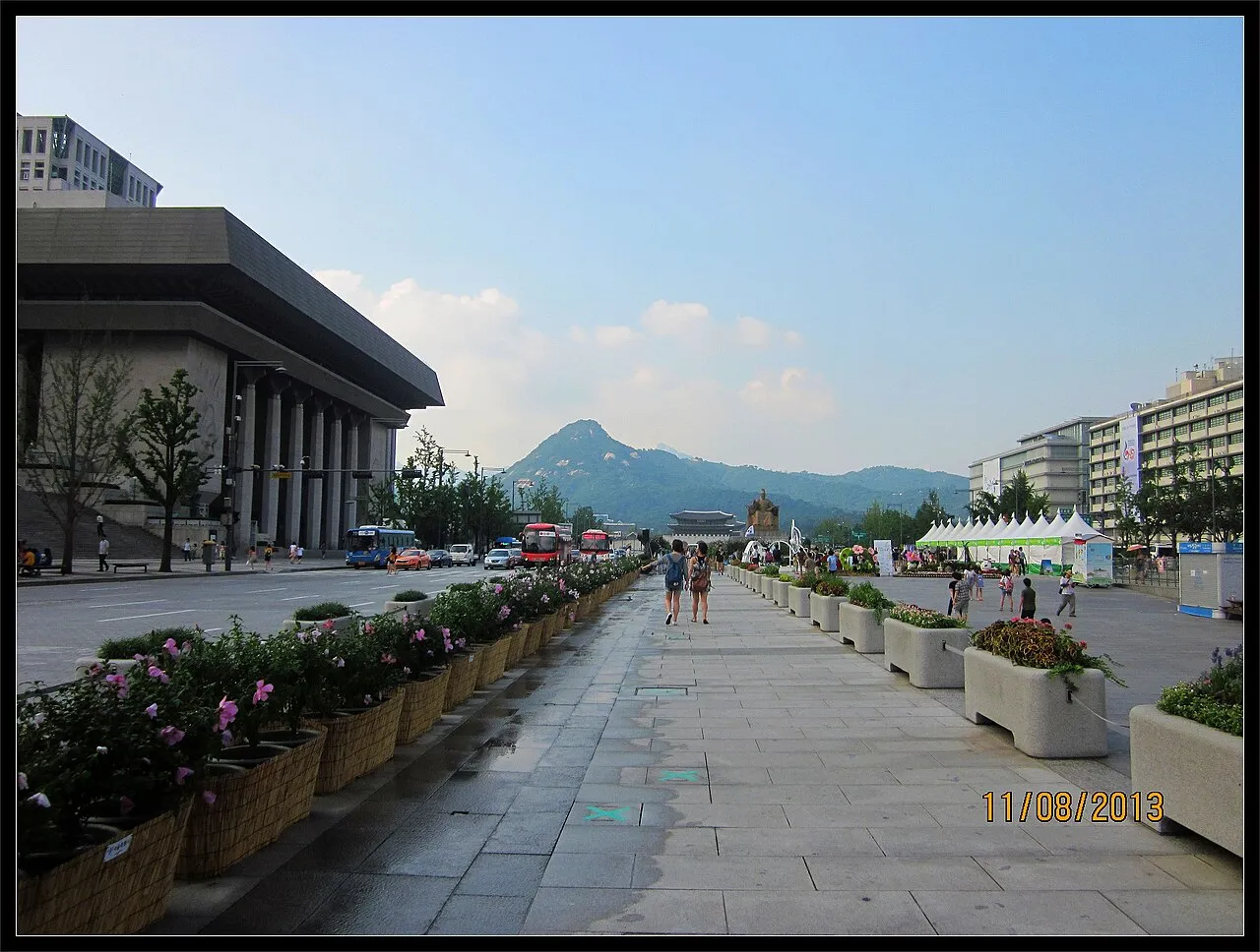 Gwanghwamun Square