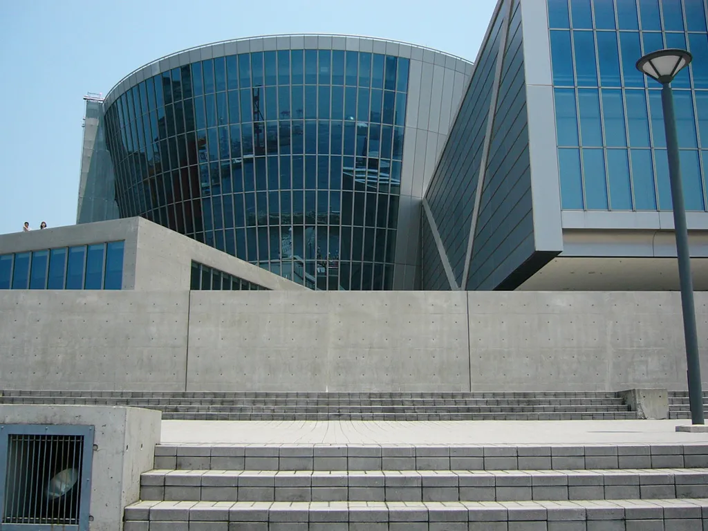 Suntory Museum Tempozan
