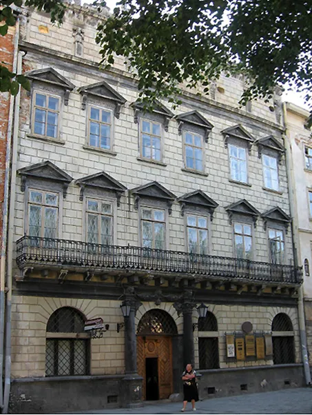 Kornyakt Palace