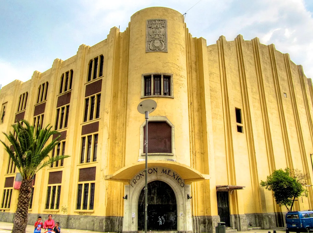 Frontón México
