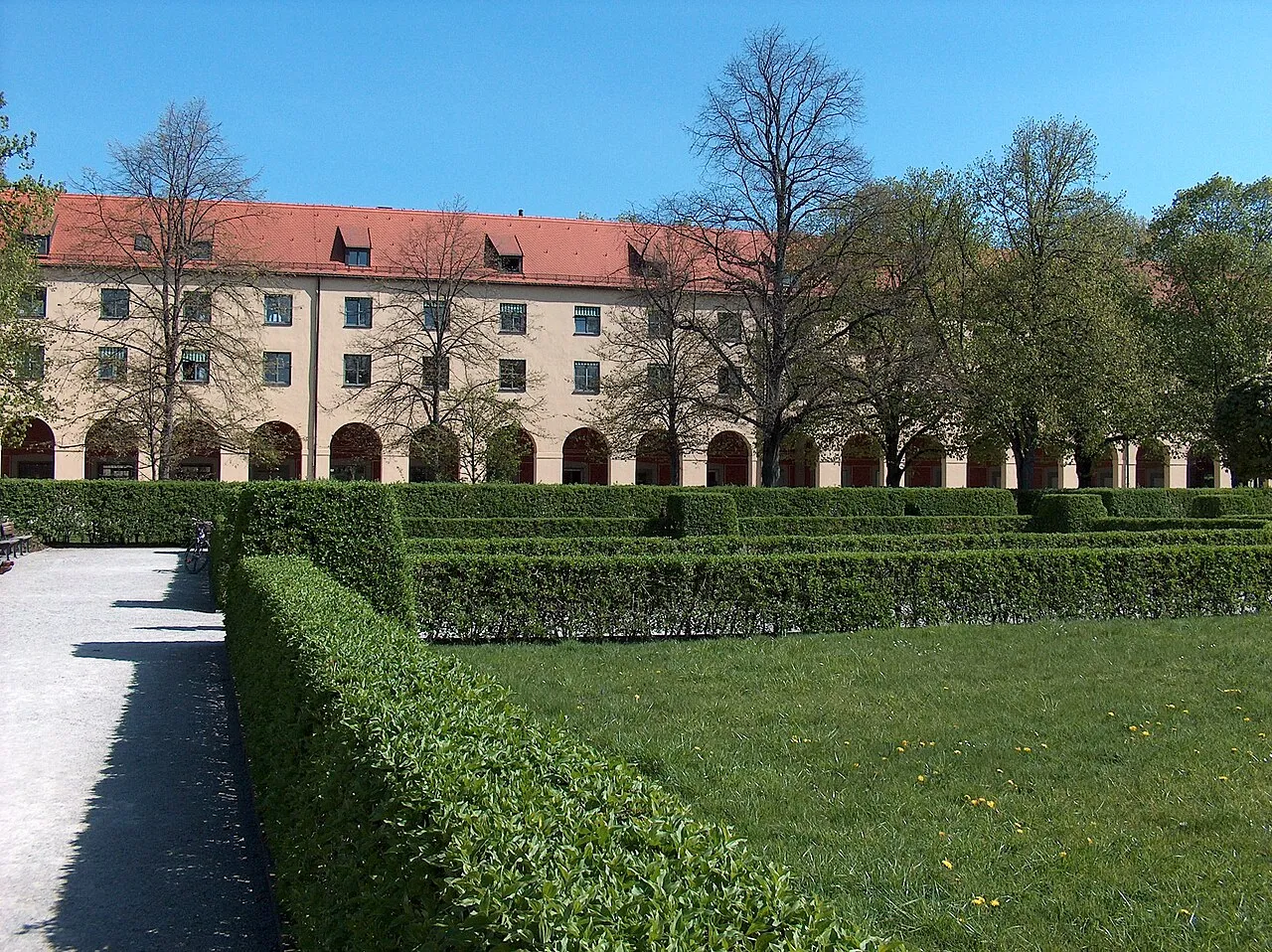Court Garden