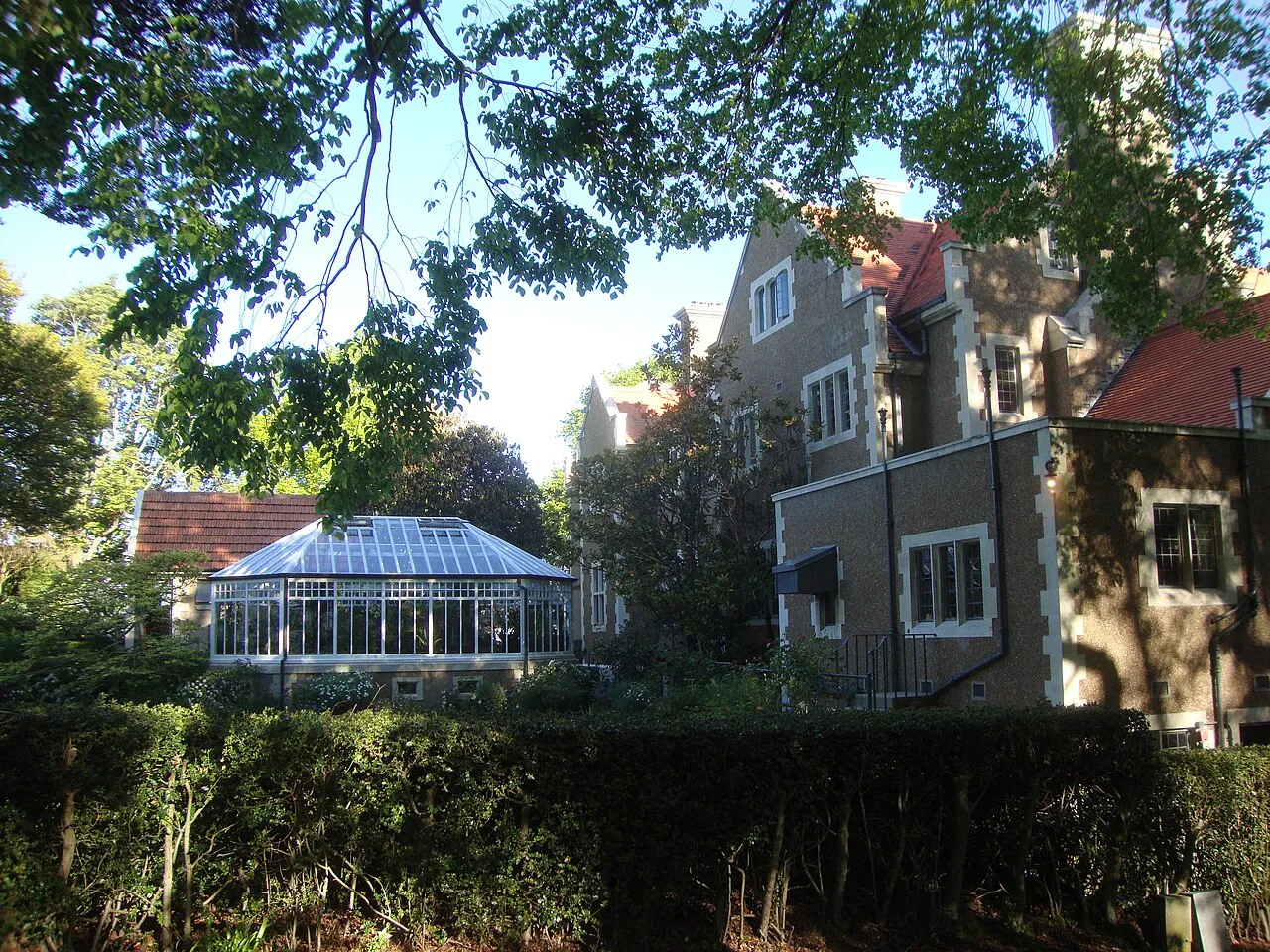 Olveston