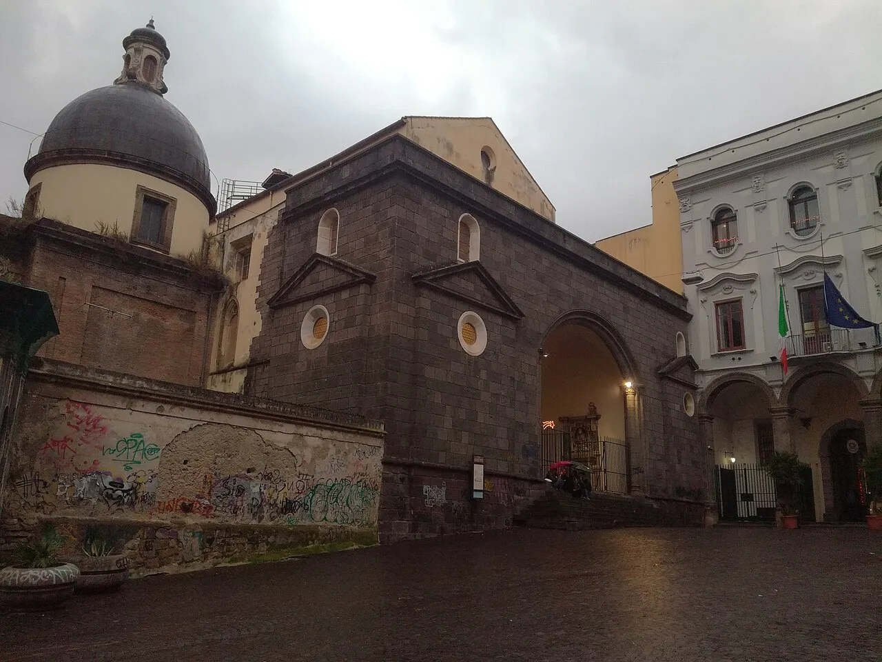 Basilica di Sant'Anna dei Lombardi