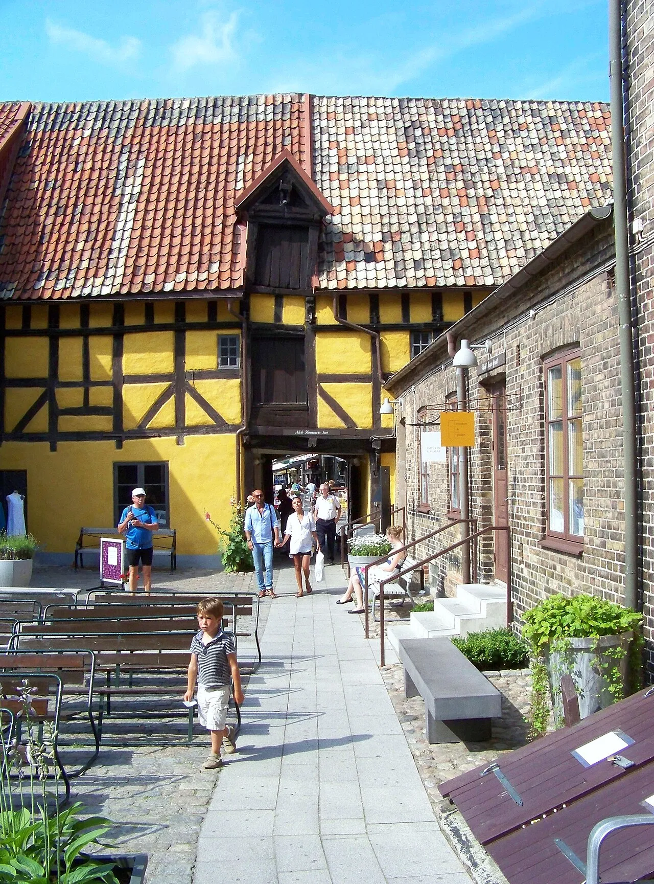 Hedmanska gården