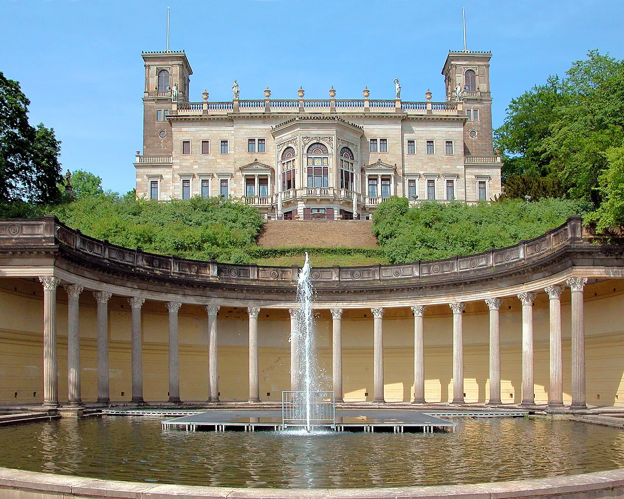 Albrechtsberg Palace