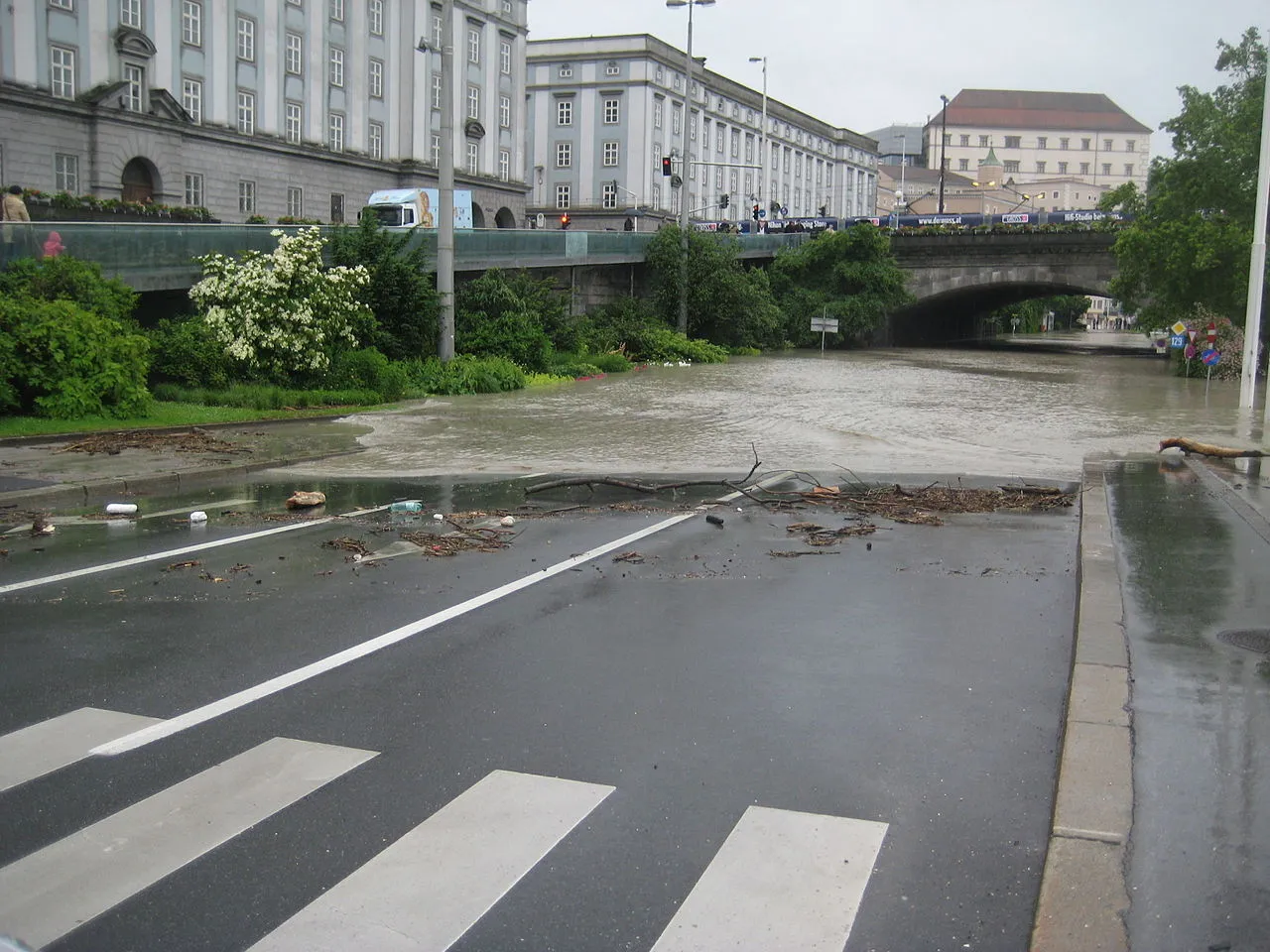 Nibelungenbrücke