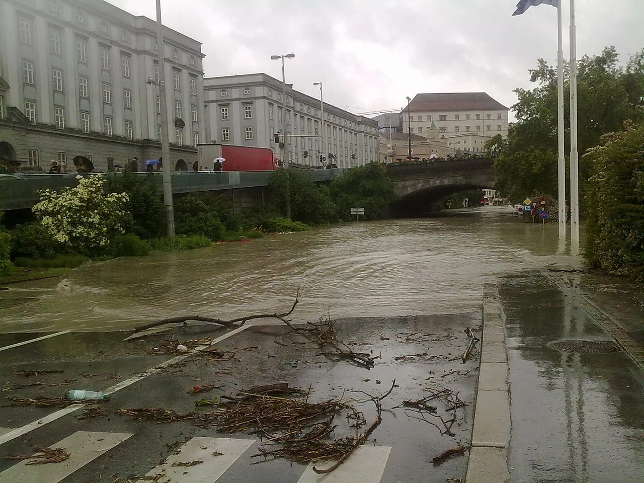 Nibelungenbrücke
