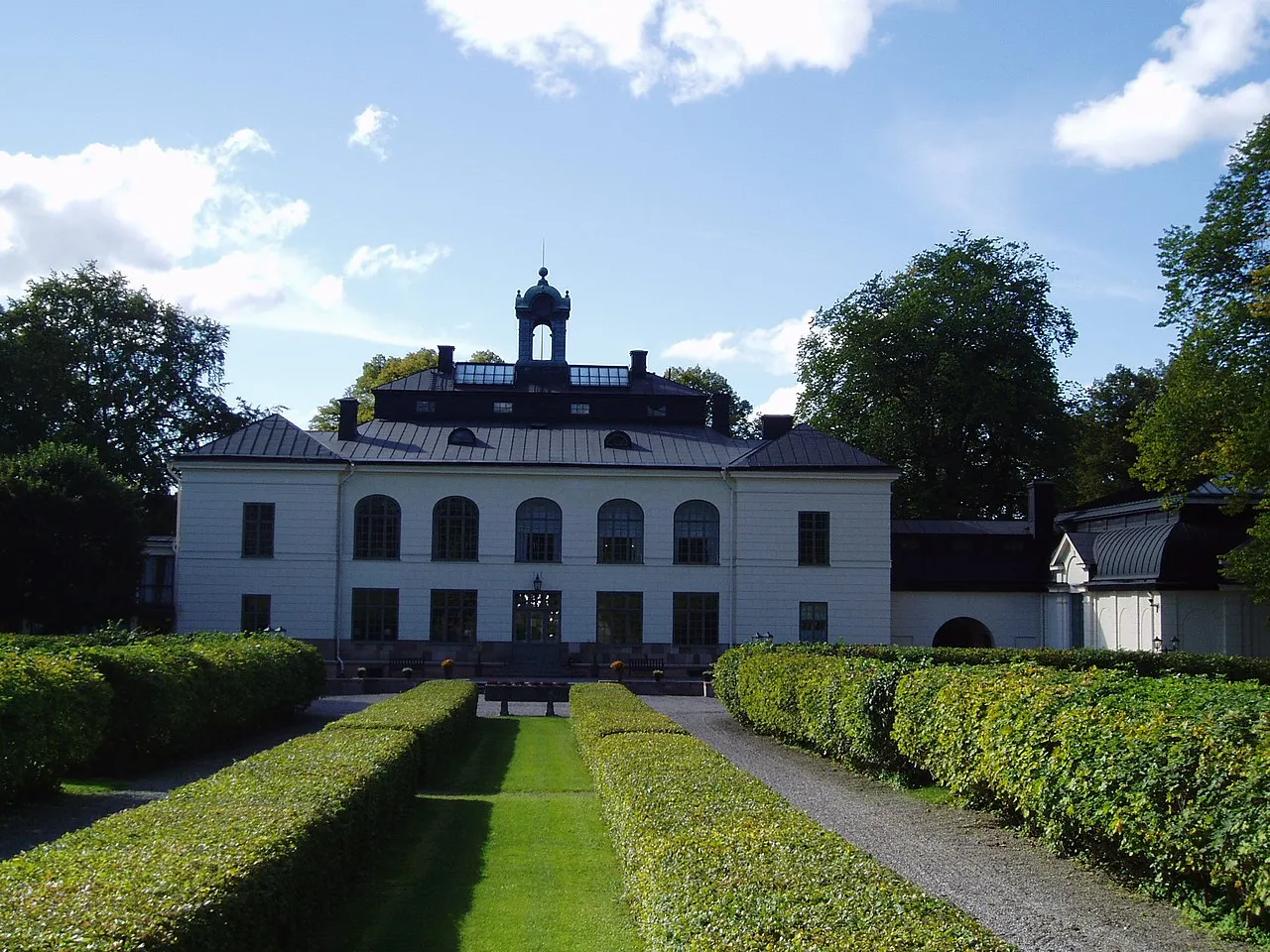 Näsby Castle