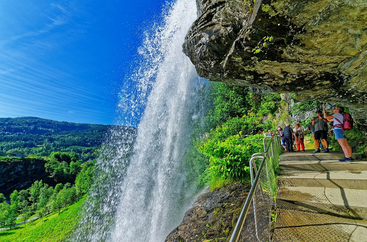 Steinsdalsfossen