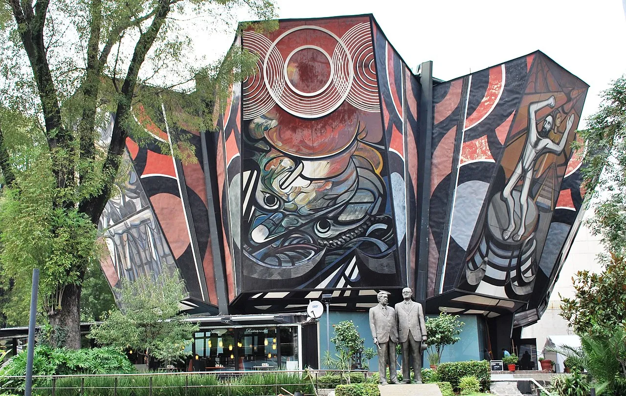 Siqueiros Cultural Polyforum