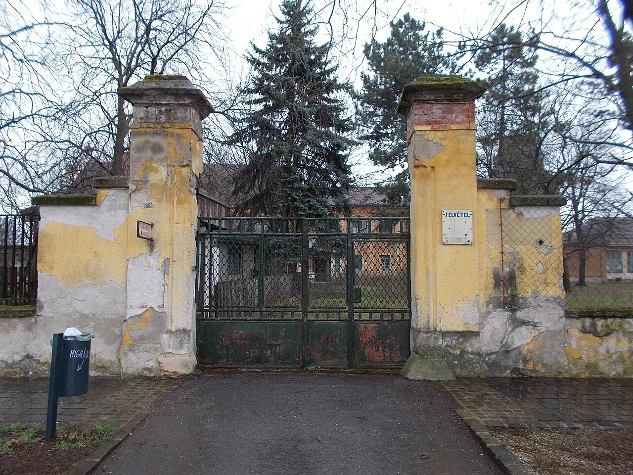 Nagytétény Castle